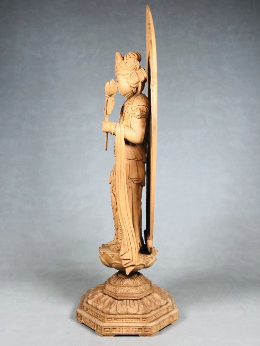 Statue of Kannon Bodhisattva 聖観世音菩薩尊像 51.5cm - Statue - Antik træ fra Sensoji Temple 浅草寺 - Japan