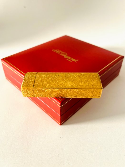 Cartier - Brushed gold "five faces" lighter - Lighter - Forgyldt