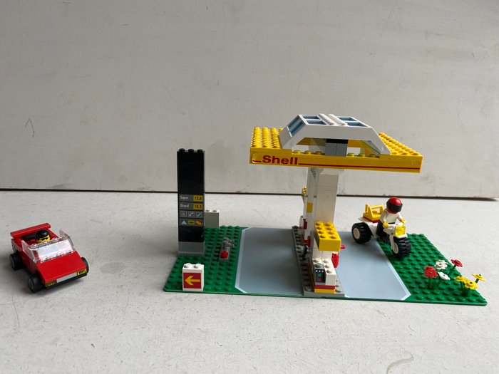 Lego - Town - 1256 - Shell Petrol Pump - 1990-2000