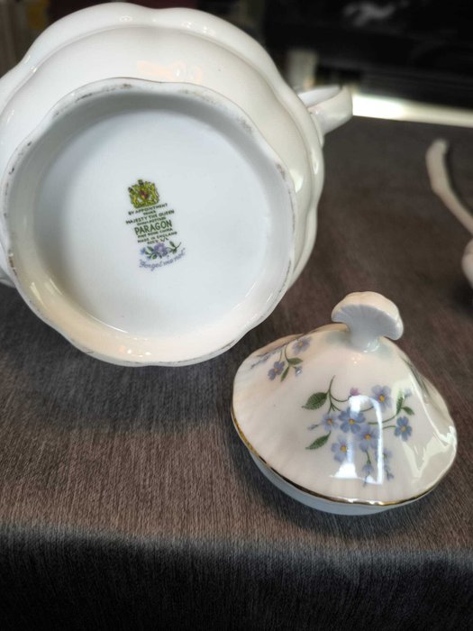 Paragon - Kaffe og te service (4) - Forget Me Not - Porcelæn - 'Royal Albert'