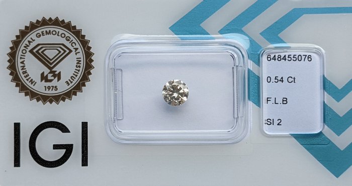 Ingen mindstepris - 1 pcs Diamant  (Naturfarvet)  - 0.54 ct - Rund - Fancy light Brun - SI2 - International Gemological Institute (IGI)