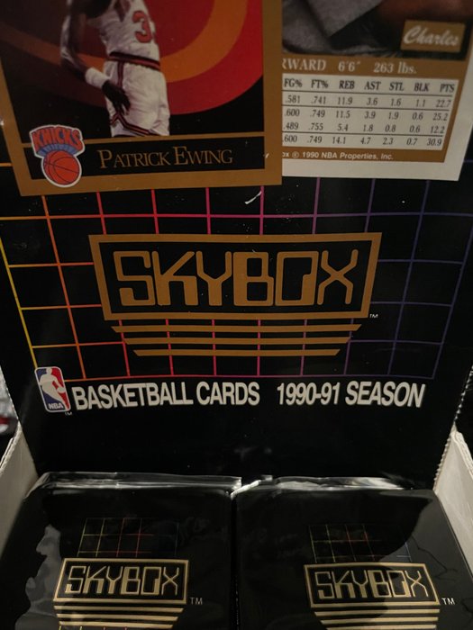 1990/91 Skybox NBA Series 1 and 2 - 10 Pack - Næsten så god som ny (NM)