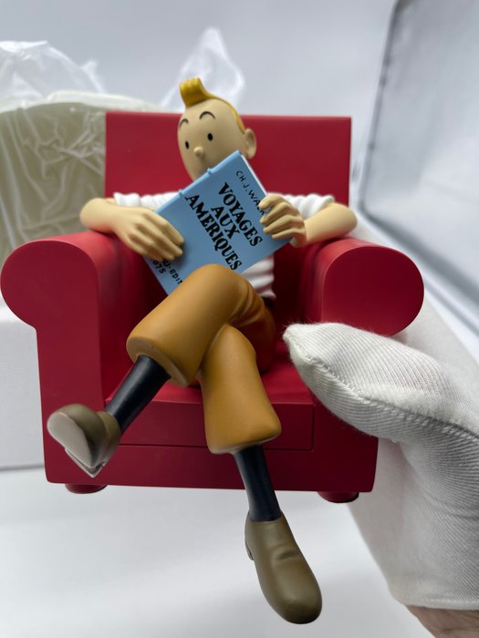 Moulinsart - Tintin - Statuette -Fauteuil Rouge #46404 - Les Icônes