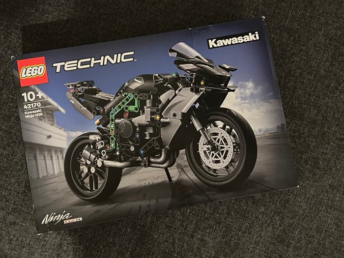 Lego - Technic Kawasaki Ninja H2R Motorcycle 42170 (Brand New, Sealed)