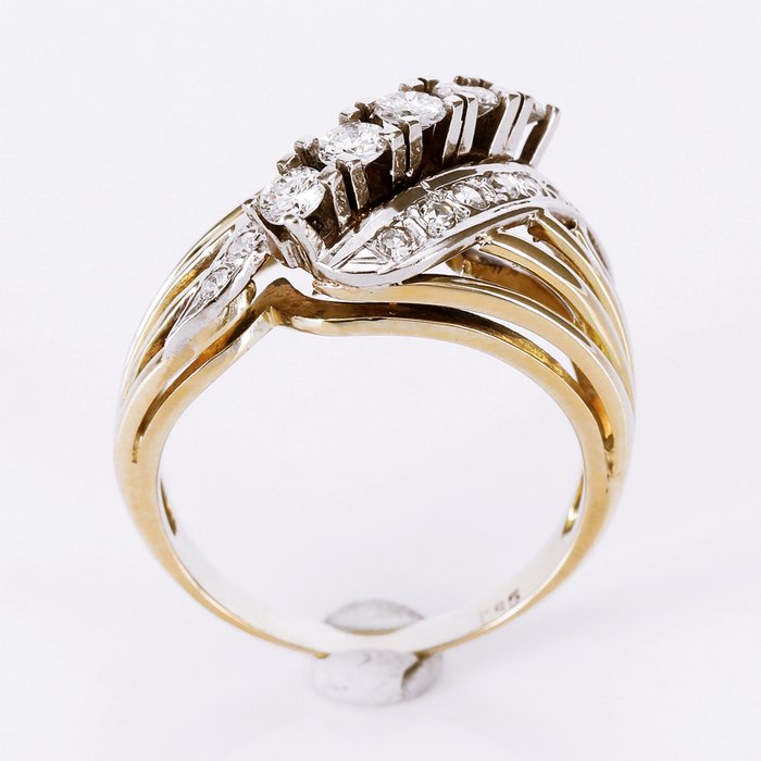 Ingen mindstepris - Designer jewellery - Ring - 14 karat Gulguld, Hvidguld -  0.88ct. tw. Diamant (Natur)  - Diamant - med husbevis