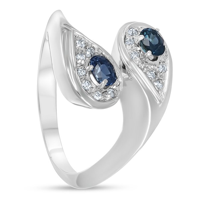 Ring - 18 kraat Hvidguld -  0.45ct. tw. Safir - Diamant