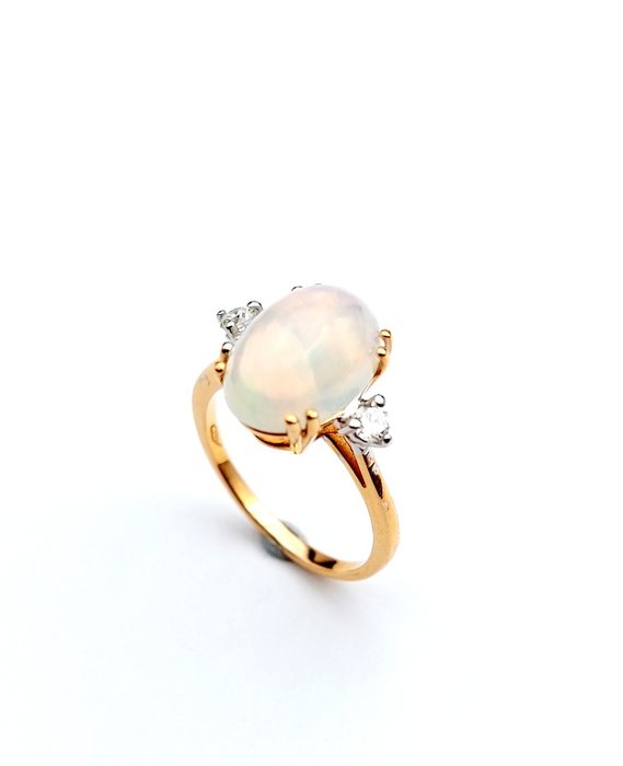 Ring - 18 kraat Rosaguld Opal - Diamant