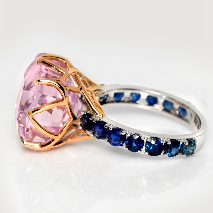 Ingen mindstepris - Ring - 14 karat Hvidguld, Rosaguld -  15.56ct. tw. Kunzit - Safir - IGI 13,84 ct Pink