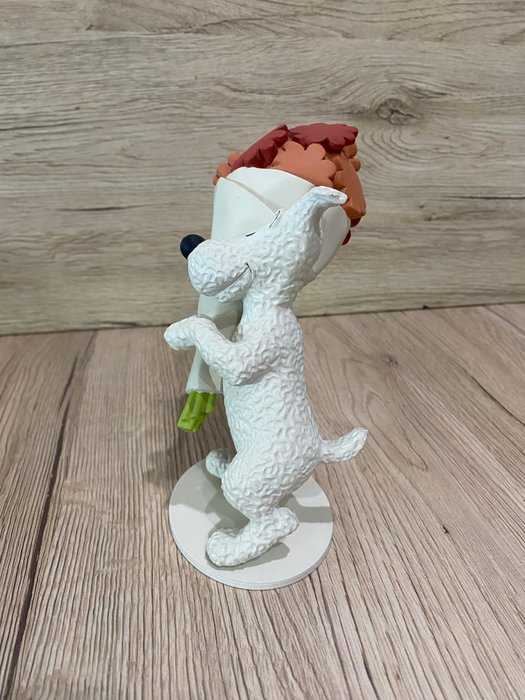 Tintin - Statuette Moulinsart 45913 - Milou bouquet de fleurs - (2000)