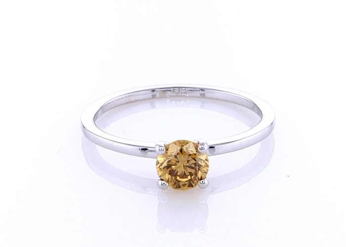 Ring - 14 karat Hvidguld -  042ct tw Diamant (Naturfarvet)