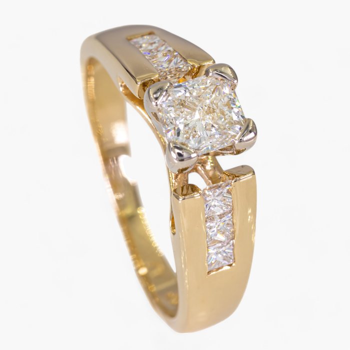 Ingen mindstepris - Ring - 14 karat Gulguld 075 ct diamanter - IGI certificeret -  075ct tw Diamant (Natur) - Diamant