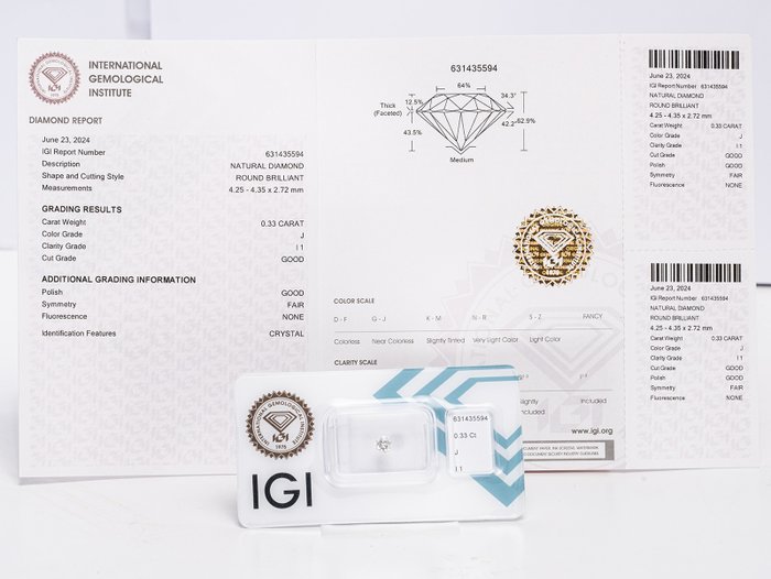 Ingen mindstepris - 1 pcs Diamant  (Natur)  - 0.33 ct - Rund - J - I1 - International Gemological Institute (IGI)