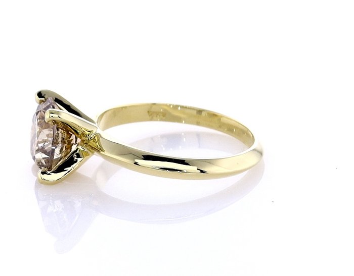 Ring - 14 karat Gulguld -  2.08ct. tw. Diamant (Naturfarvet)