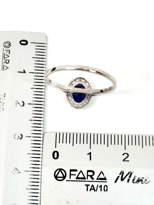 Ring - 18 kraat Hvidguld Safir - Diamant