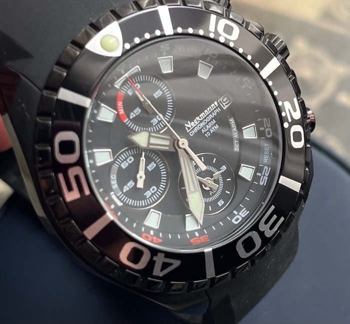 NECKMARINE - Ingen mindstepris - Chrono Diver BLACK Quartz - 44 mm - Mænd - 2011-nu