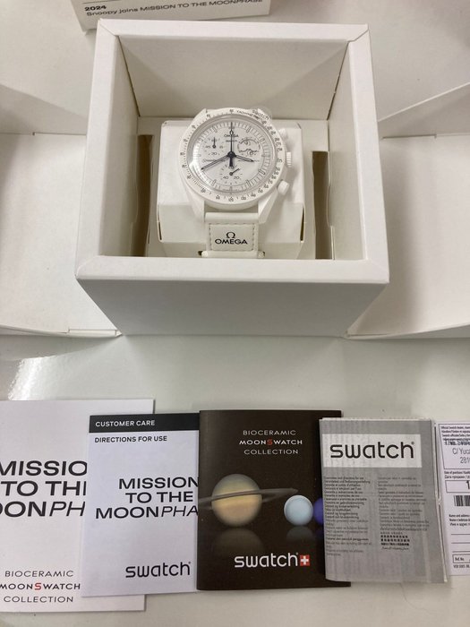 Omega x Swatch - MoonSwatch. Mission to the MoonPhase - Ingen mindstepris - SO33W700 - Unisex - 2020+