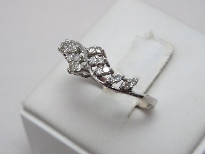 Ring - 18 kraat Hvidguld -  0.20ct. tw. Diamant (Natur)