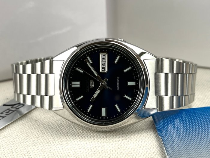 Seiko - 5 - Automatic Day Date - SNXS77K1 - Ingen mindstepris - Mænd - 2011-nu