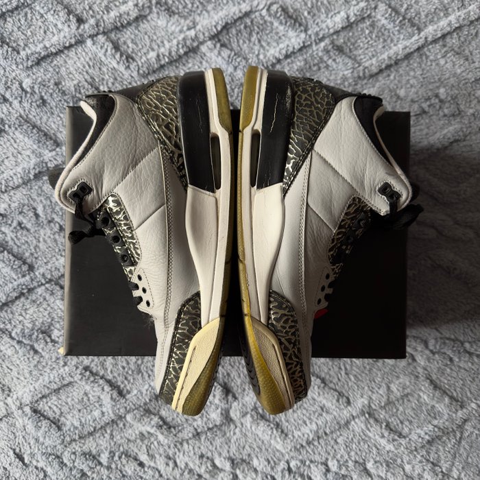 Nike - Air Jordan 3 - Sneakers - Størelse: EU 45