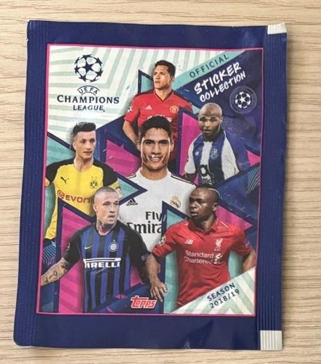 2018/19 Topps UEFA Champions League Stickers - 160 Booster pack - Næsten så god som ny (NM)