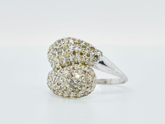 Ingen mindstepris - Ring 14 kt. -  2.04ct. tw. Diamant (Naturfarvet)