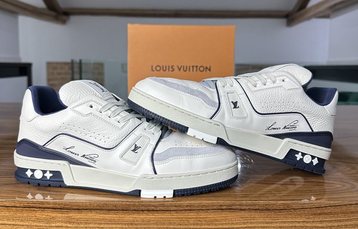 Louis Vuitton - Sneakers