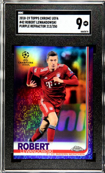 2018/19 - Topps - Chrome UEFA - Robert Lewandowski - #42 Purple Refractor /250 - 1 Graded card - SGC 9