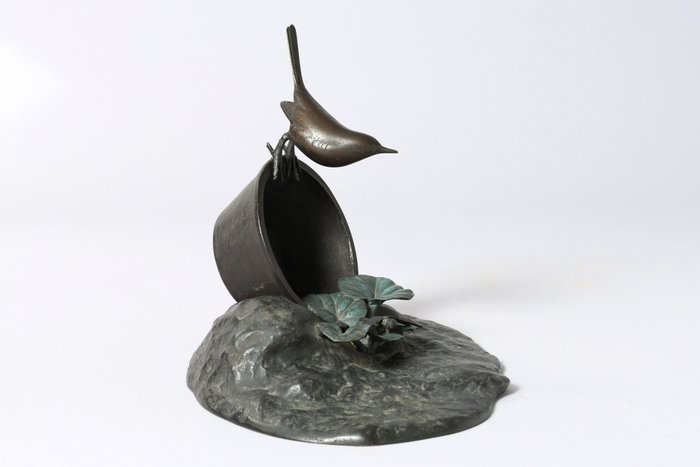 Ornament of Wagtail and Dragonfly by Masamitsu 正光 - Statue Kobberlegering - Japan