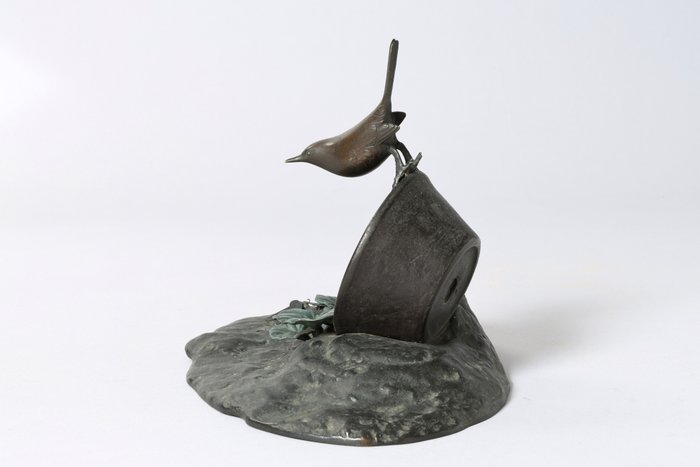 Ornament of Wagtail and Dragonfly by Masamitsu 正光 - Statue Kobberlegering - Japan