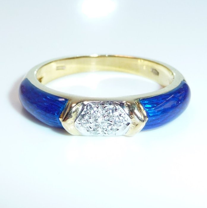 Ring - 18 kraat Gulguld -  0.10ct. tw. Diamant (Natur)  - Med guilloche emalje