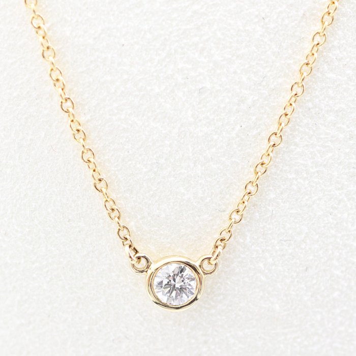 Tiffany  Co. - Halskæde med vedhæng - Diamonds by the Yard Single Diamond Pendant - 18 kraat Gulguld