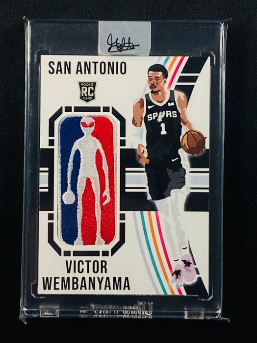 2024 Custom NBA Victor Wembanyama - Limited Edition /50 - Signed by The Artist - Alien Logo Patch - Rookie Card - 1 Card - Næsten så god som ny (NM)