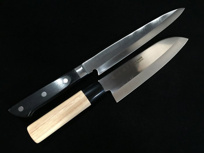 正宗 MASAMUNE / Set of 2 / 柳刃 YANAGIBA 三得 SANTOKU - Køkkenkniv -  Japansk køkkenkniv - Stål, Træ - Japan