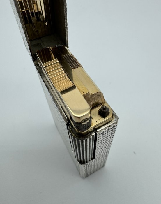 S.T. Dupont - Silver Plated Diamond Tip Line 1 Large BR Type * Bicolor * - Lighter - Forsølvet