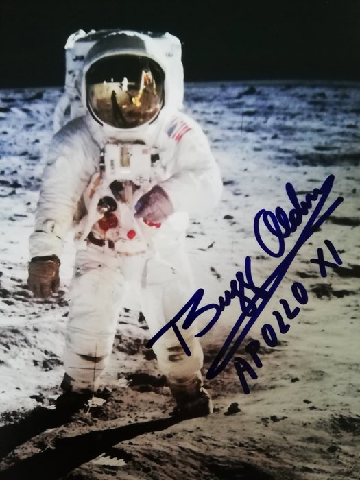 Apollo 11: Buzz Aldrin Apollo 11 handsigned photo in-person autograph