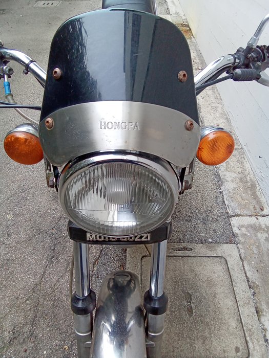 Moto Guzzi - V35 Custom - 350 cc - 1984