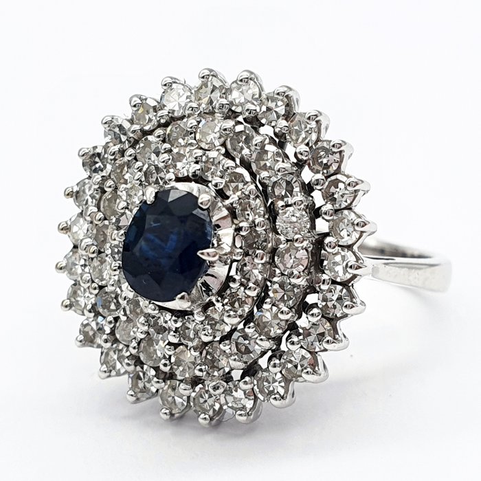 Ring - 18 kraat Hvidguld -  2.83ct. tw. Safir - Diamant