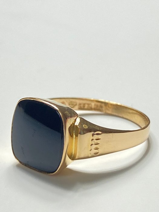 Ingen mindstepris - Ring - 18 kraat Gulguld Onyx