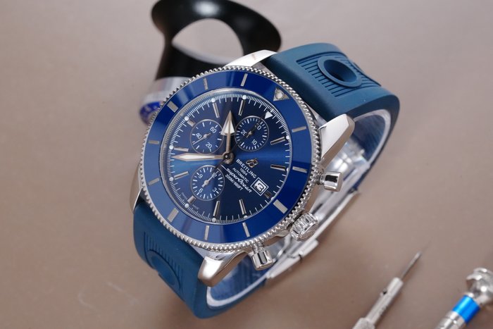 Breitling - Superocean Heritage II Chronograph - A13312 - Mænd - 2011-nu