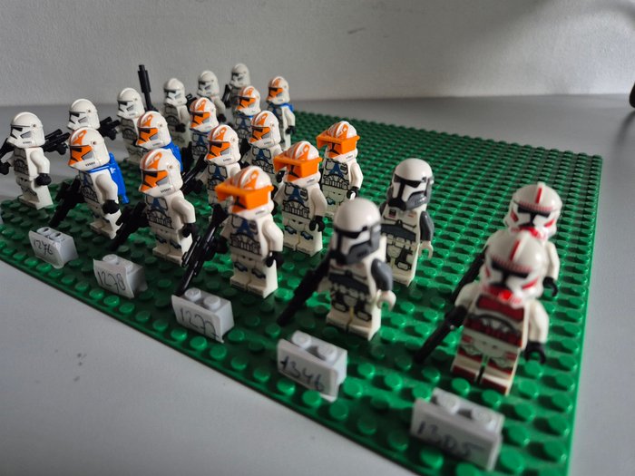 Lego - Star Wars - 21 stuks nieuwe Star Wars minifiguren - 2020+ - Holland