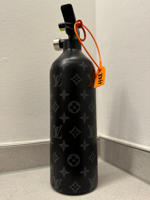 Diesy - Designer Fire Extinguished LV Mono