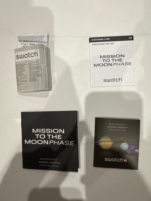 Swatch - MoonSwatch. Mission to the MoonPhase (Black) - Ingen mindstepris - Unisex - 2020+