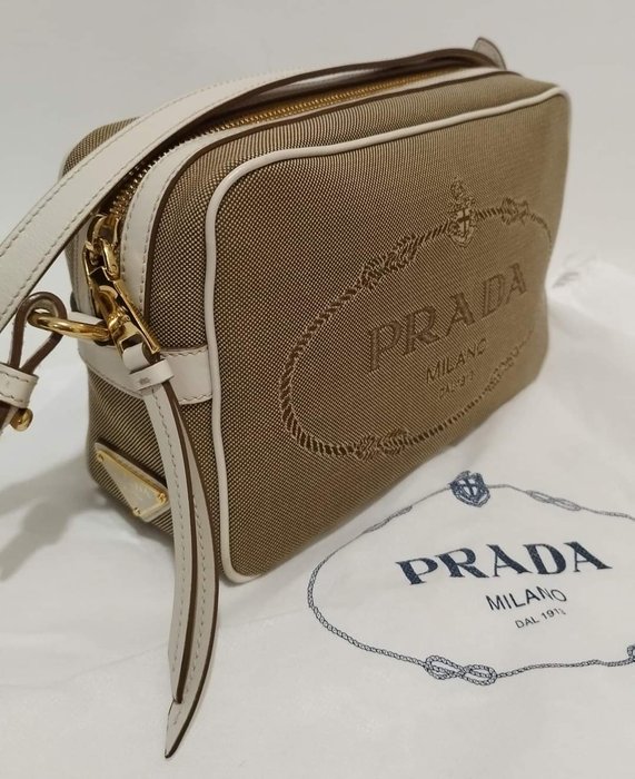 Prada - Crossbody-taske