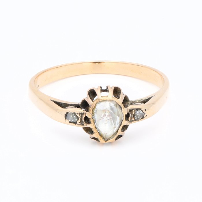 Ingen mindstepris - Ring - 18 kraat Gulguld Diamant (Natur)