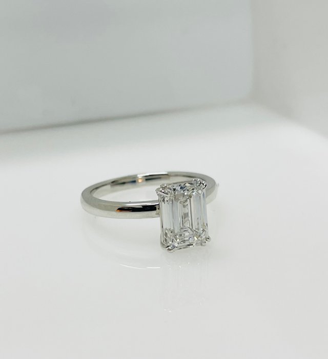 Forlovelsesring - 18 kraat Hvidguld -  2.03ct. tw. Diamant (Laboratoriedyrket)