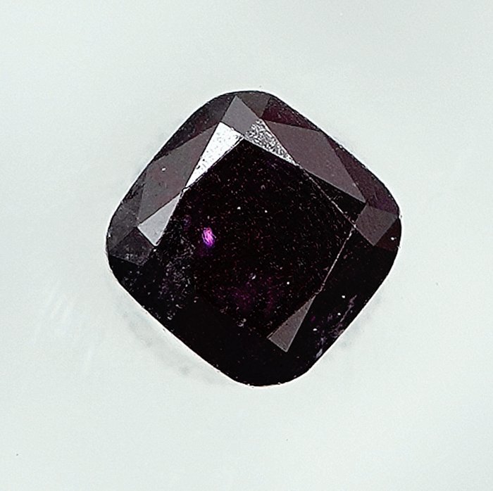 Ingen mindstepris - 1 pcs Diamant  (Farvebehandlet)  - 0.14 ct - Fancy intense Rosa Lilla - I1 - Gem Report Antwerp (GRA)