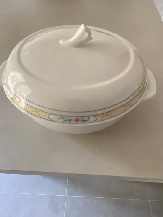 Villeroy  Boch - Bordservice til 12 (94) - Orlando - Porcelæn - Komplet service