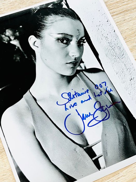 James Bond 007: Live And Let Die - Autograf Jane Seymour, signed with COA