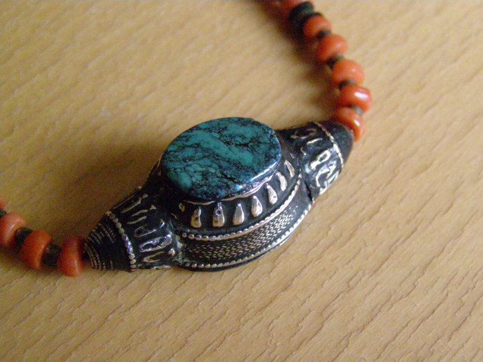 Halskæde - Rød koral - Amulet Turkis - Sølv - Tibet - 20. århundrede