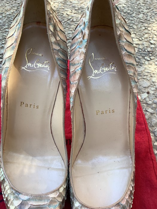 Christian Louboutin - Sko med høje hæle - Størelse: Shoes / EU 38